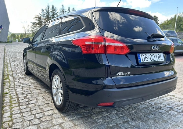 Ford Focus cena 38900 przebieg: 147000, rok produkcji 2015 z Wałbrzych małe 742